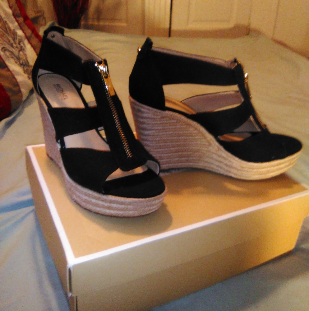 Women's Michael kors wedge sandals